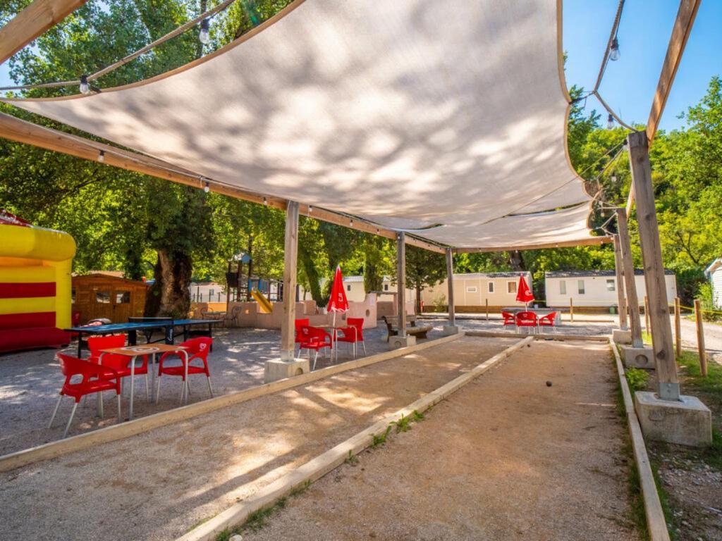 Camping Hotel Les Rives Du Loup Tourrettes-sur-Loup Bagian luar foto