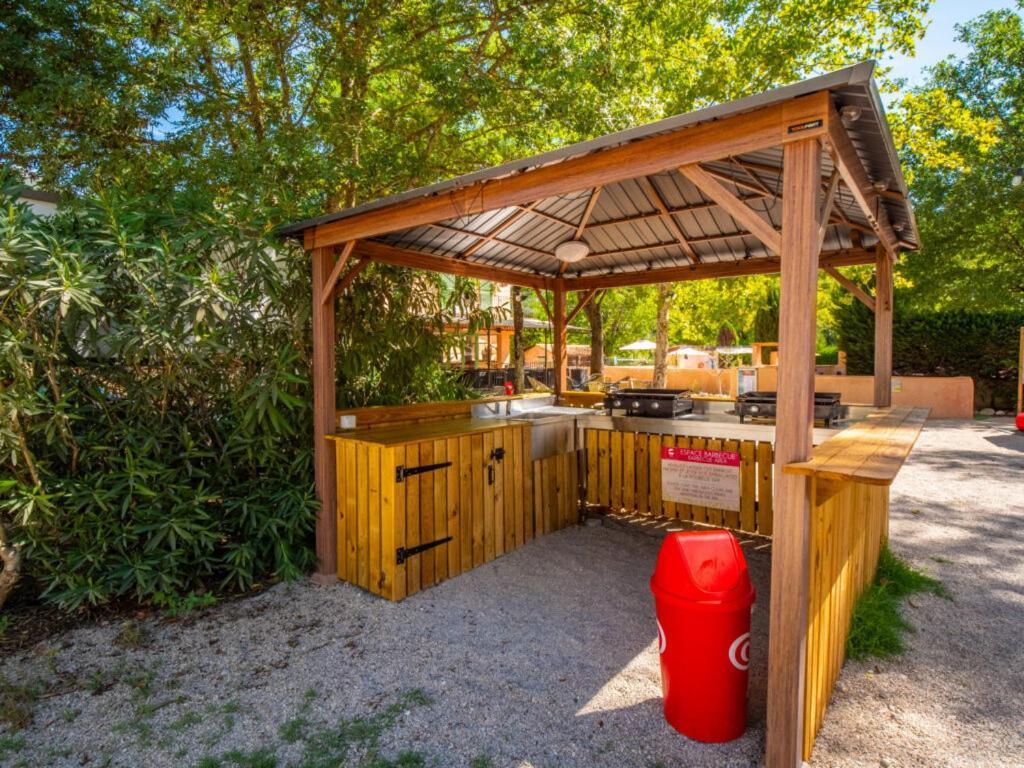 Camping Hotel Les Rives Du Loup Tourrettes-sur-Loup Bagian luar foto