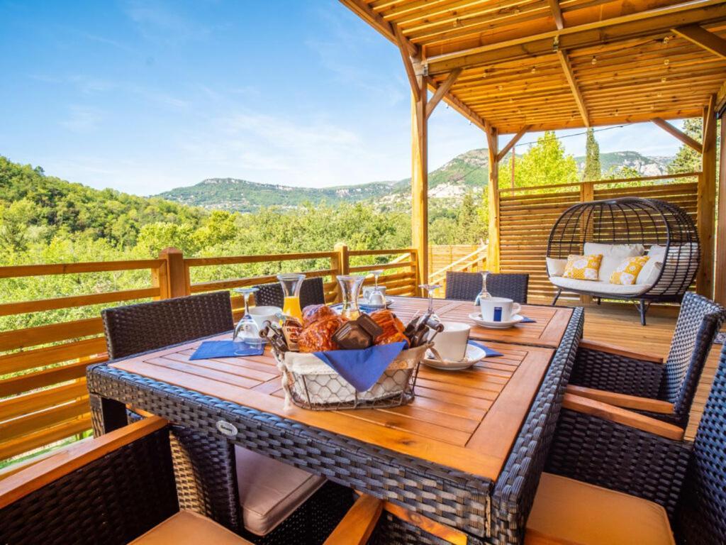 Camping Hotel Les Rives Du Loup Tourrettes-sur-Loup Bagian luar foto