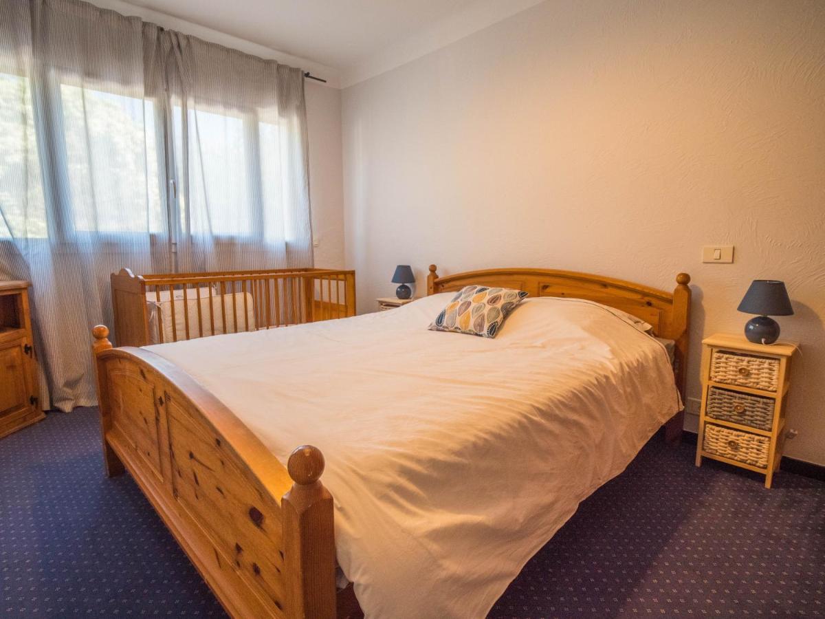 Camping Hotel Les Rives Du Loup Tourrettes-sur-Loup Bagian luar foto