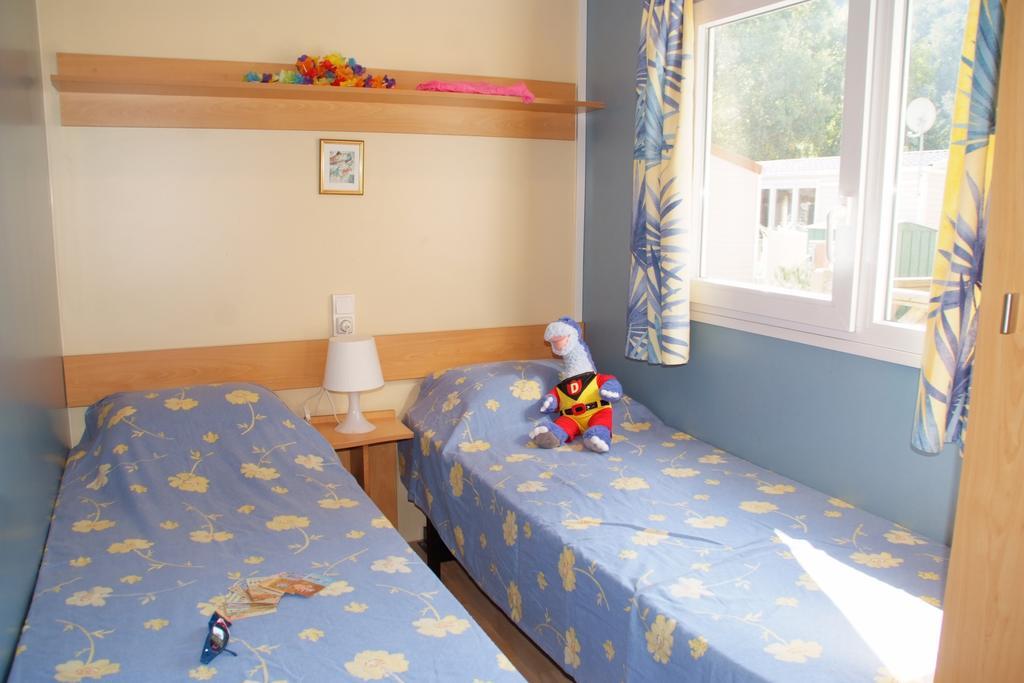 Camping Hotel Les Rives Du Loup Tourrettes-sur-Loup Bagian luar foto