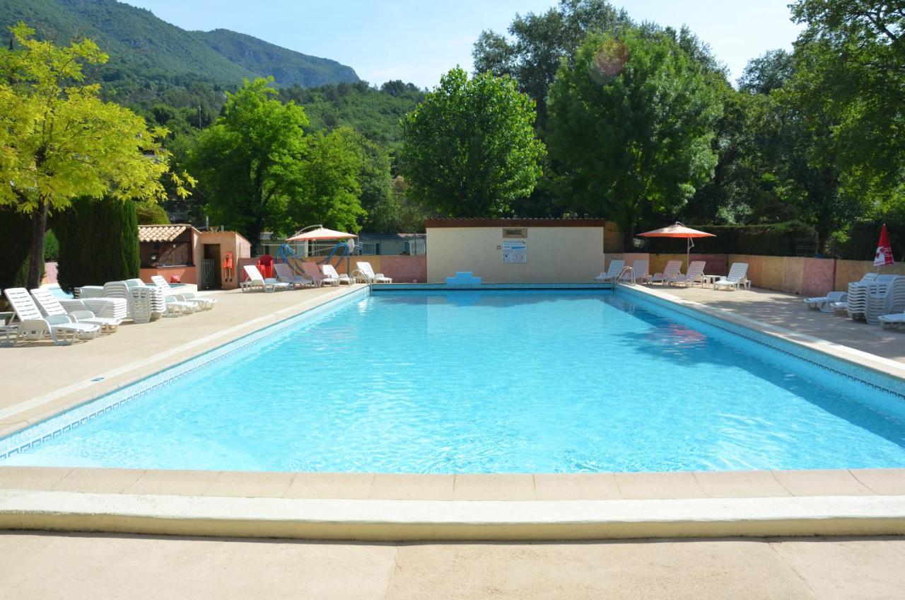 Camping Hotel Les Rives Du Loup Tourrettes-sur-Loup Ruang foto